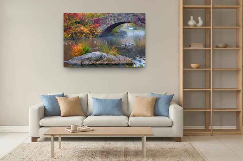 ברווזים בערפל — הדמיה של היצירה על קיר בחלל